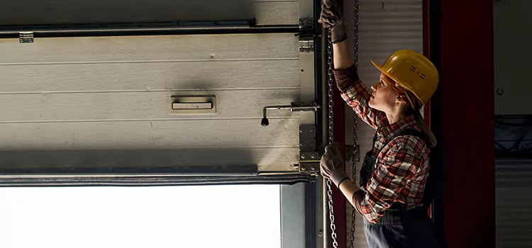 Addressing Common Garage Door Stoppage Issues in Hawthorne, CA
